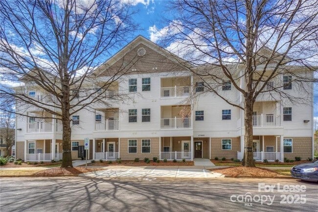 Photo - 17905 Delmas Dr Unit 101