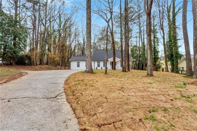 Photo - 2875 Webb Rd