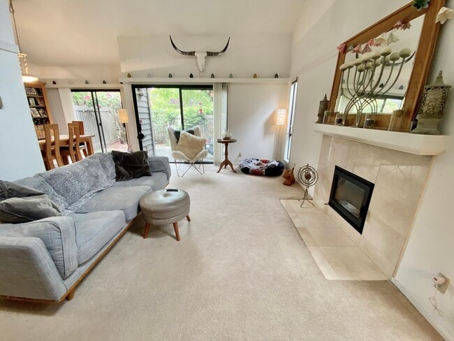 Photo - 30 Willow Ln