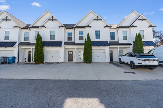 Photo - 8438 Brookmoor Ln