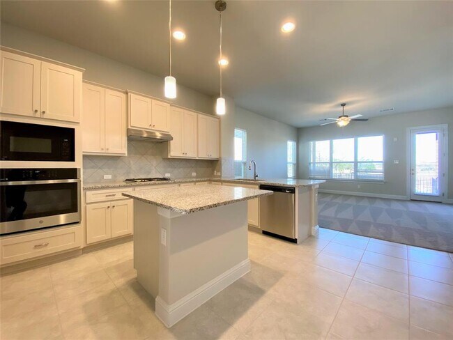 Photo - 600 C-Bar Ranch Trl