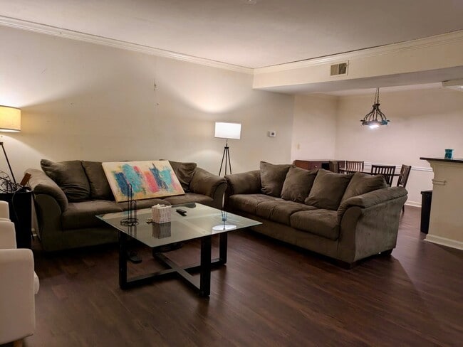 Building Photo - 561 Emory Oaks Way Unit 561 Emory Oaks Rental