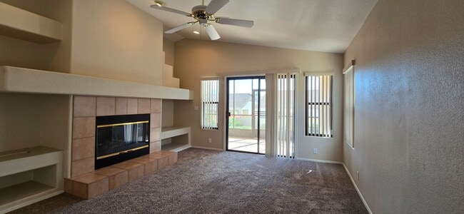 Photo - 14025 Sussex Pl