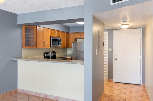 Photo - 2 Bedroom 2 bathroom condo available!