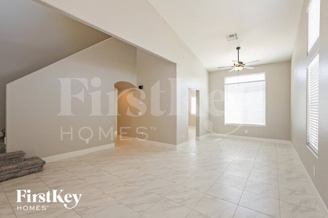 Photo - 817 Fort Mandan Ct
