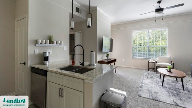 Photo - 6101 N Riverside Dr Unidad 11-136.1411215