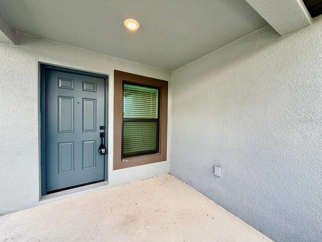 5745 Helmsman Ct