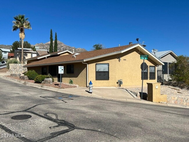 Photo - 6801 Ridgley Way House