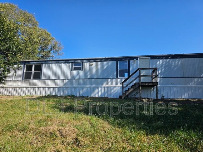 Building Photo - 924 Eslinger Ct