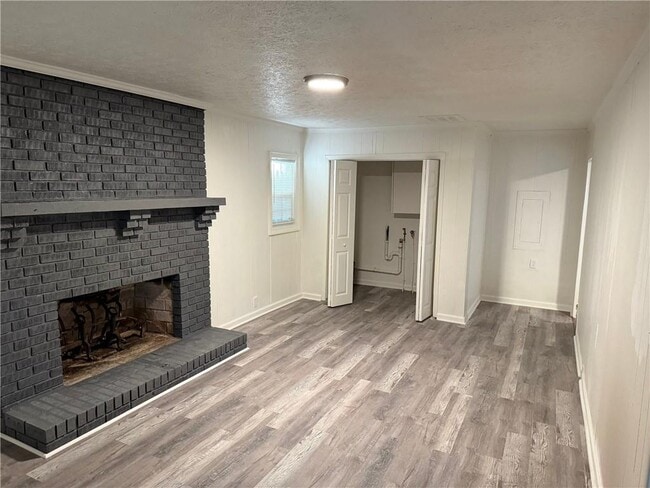 Photo - 1159 Tamarack Trail