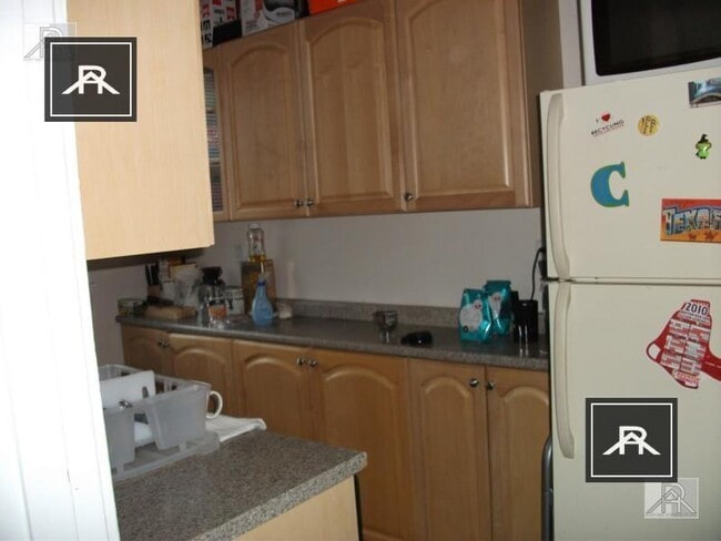 Building Photo - 1 bedroom in Allston MA 02134 Unit 19 Rental
