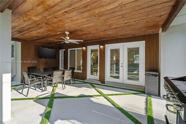 Photo - 1440 NE 149th St