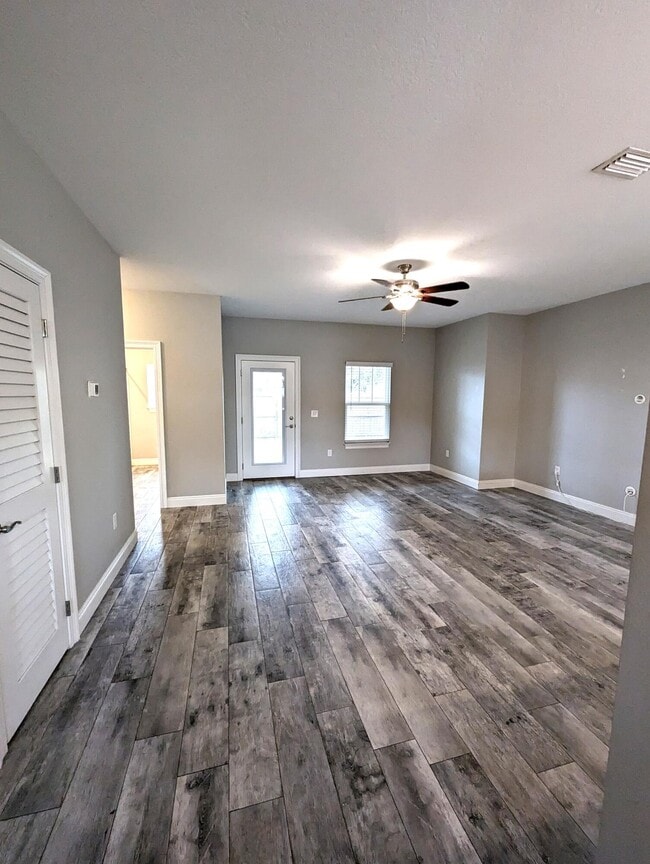 Photo - 2164 Wind Trace Rd N