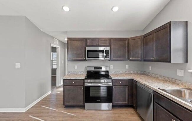 Photo - 225 Parker Pl