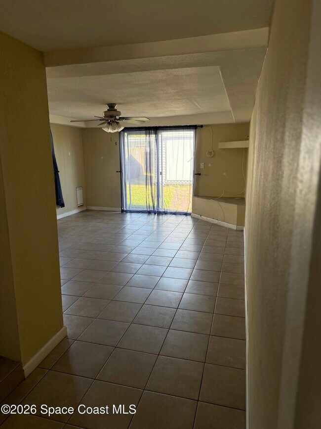 Photo - 805 Camellia Dr