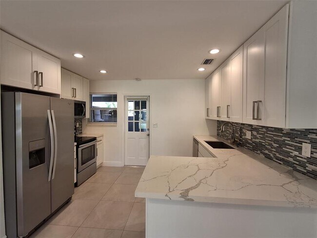 Photo - 2300 NW 3rd Ave Unit S