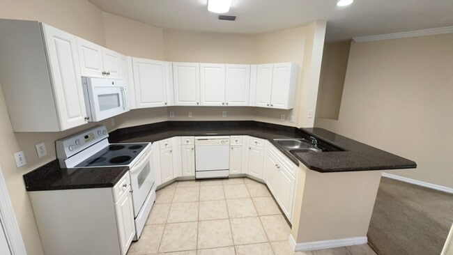 Photo - 3 BEDROOM 2 BATH 2 CAR GARAGE CONDO