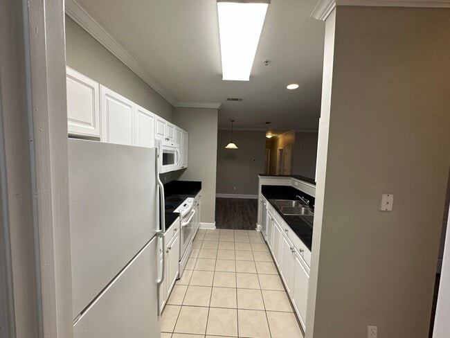 Photo - FIRST FLOOR APARTMENT COMMUNITY POOL!