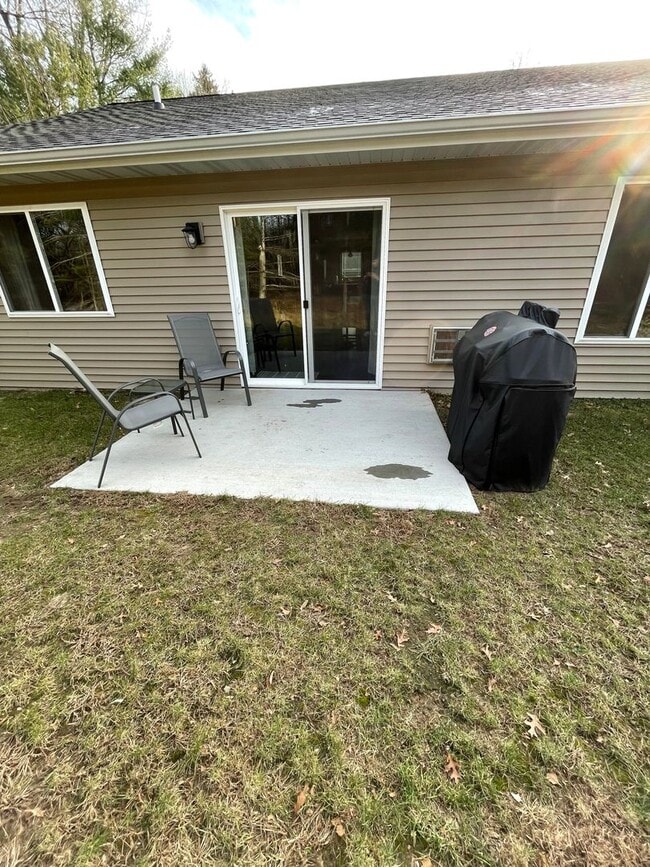 Photo - 122-124 Hickory Lane Unit 122