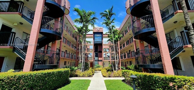 Photo - 5440 W 21st Ct Condo Unit 303