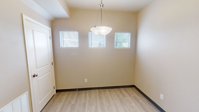 Photo - Ankeny 3 Bedroom Townhome Available Novemb...