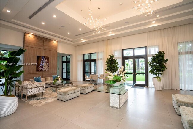 Building Photo - 4700 NW 84th Ave Unit 16