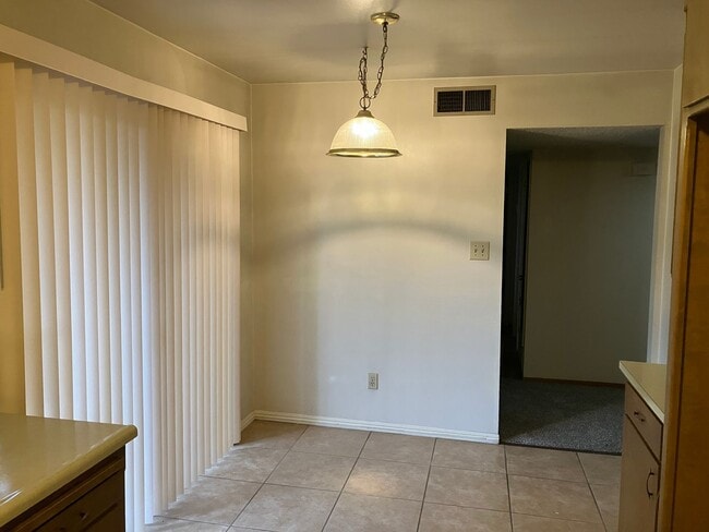 Photo - 2813 Thornton Ct Unit 2