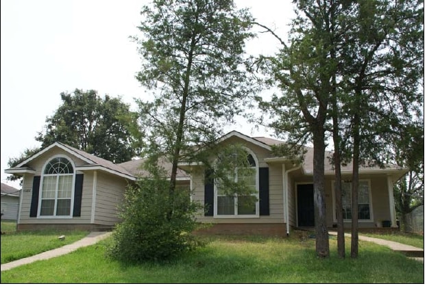 Photo - Grey Wolf Estates