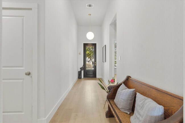 Photo - 132 Emerald Garden Rd