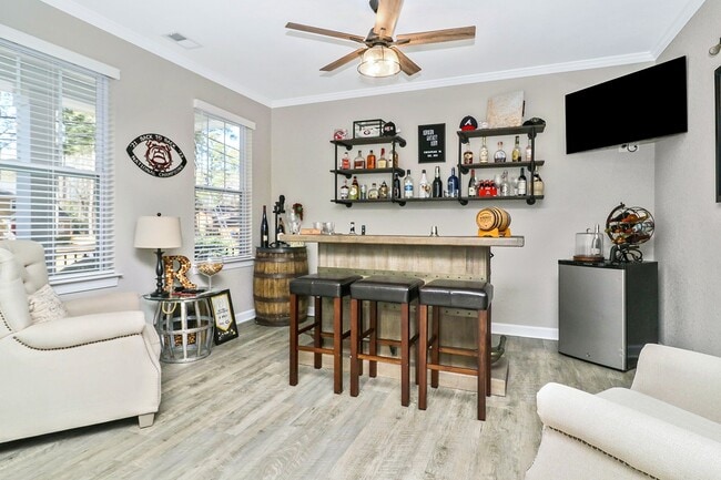 Photo - 221 Wilson Dr