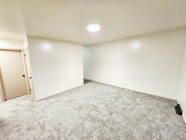 Photo - 241 Cluster Ave