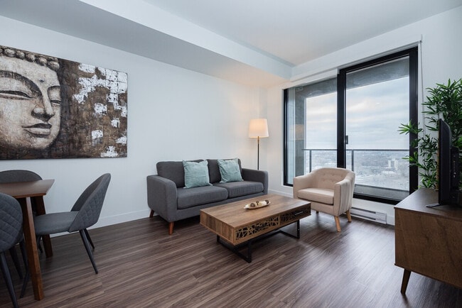 Building Photo - 1055-1055 Rue Lucien-L'Allier