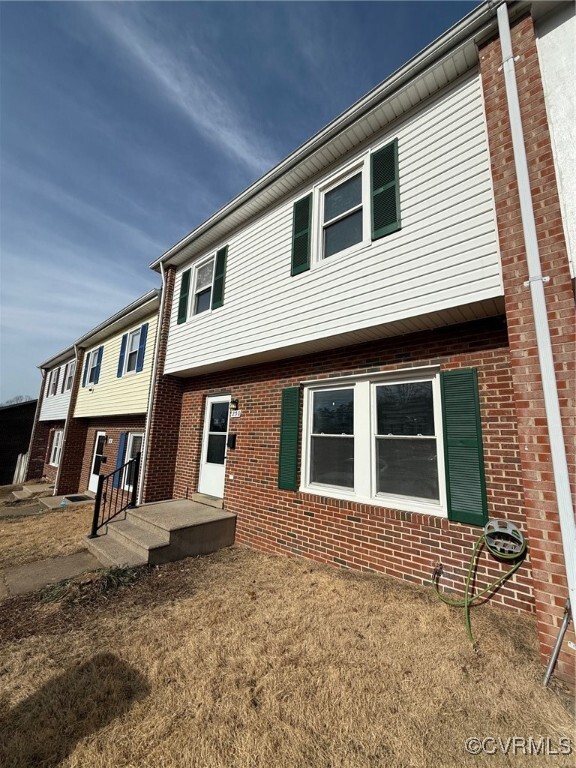 Photo - 230 Overlook Ct Townhome