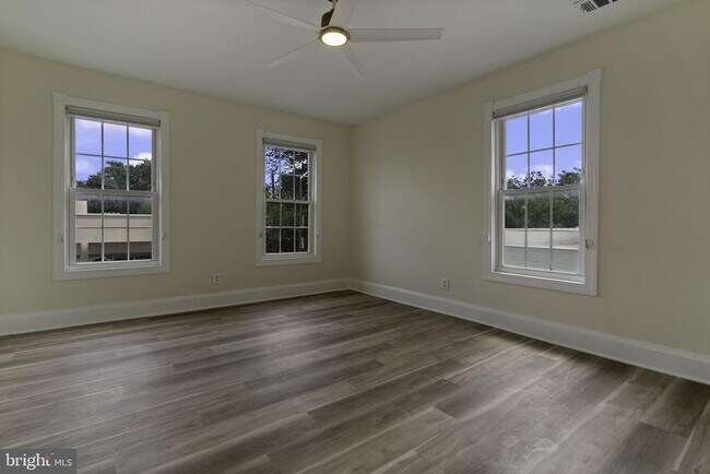 Photo - 1506 Mt Vernon Ave