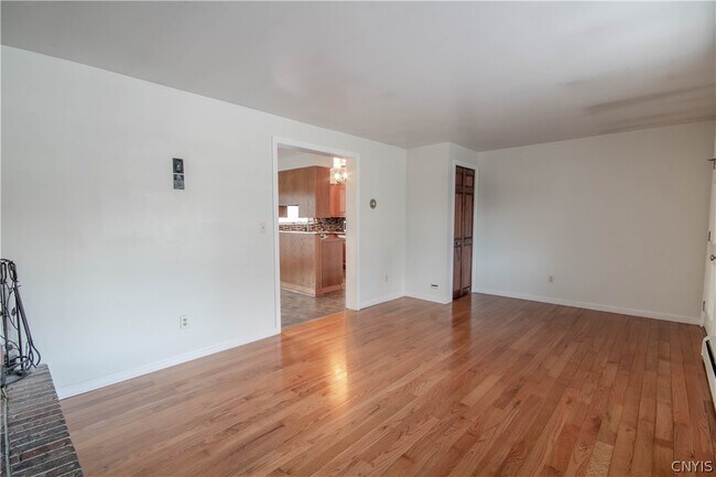Photo - 101 Wendell Ln