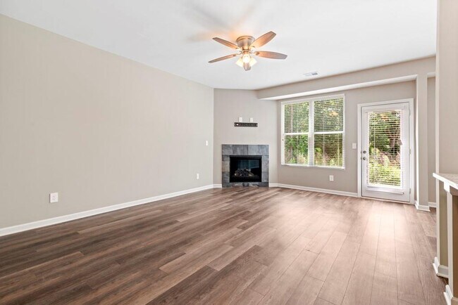 Photo - 1010 Valley Rock Dr