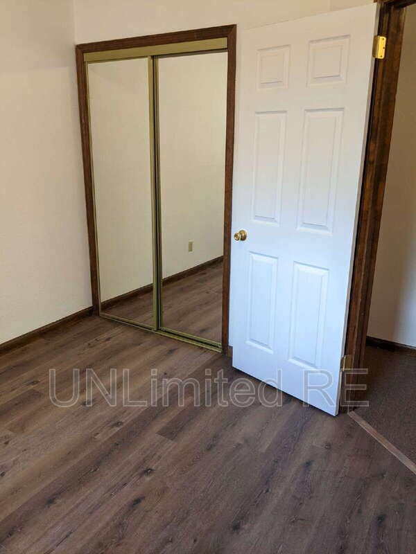 Photo - 321 N Park St Unit B