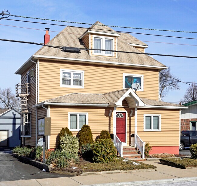 Photo - 317 E Westfield Ave Unit #4