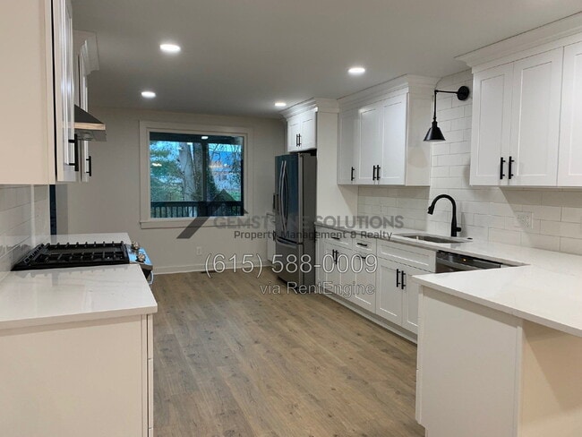 Photo - 217 Oxford Dr