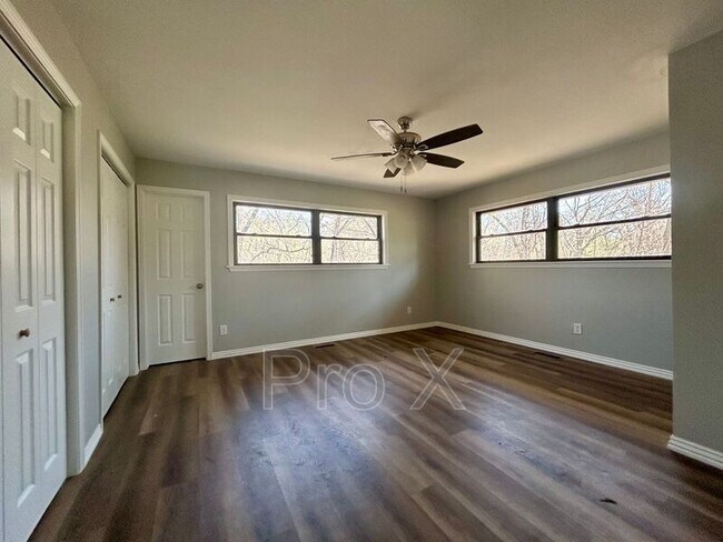 Photo - 12 Newport Cir