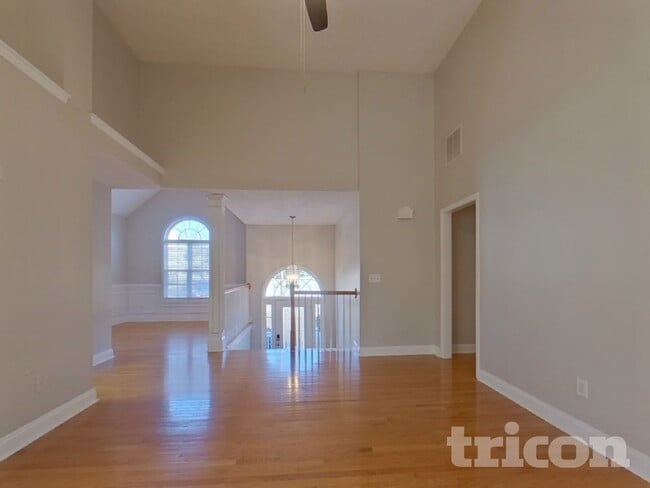 Photo - 136 Brookside Way