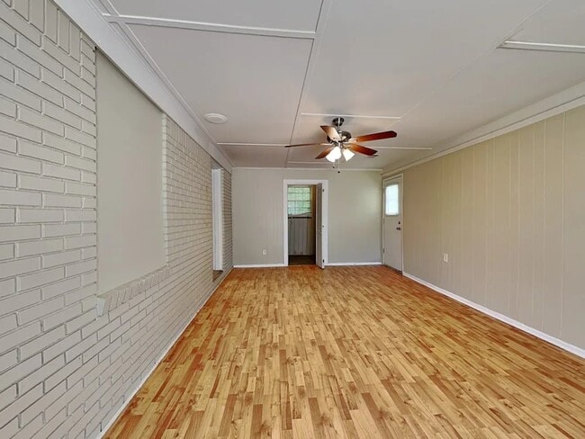 Photo - 4554 Wesley Dr