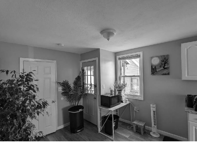 Photo - 15 Montrose St Unit 2