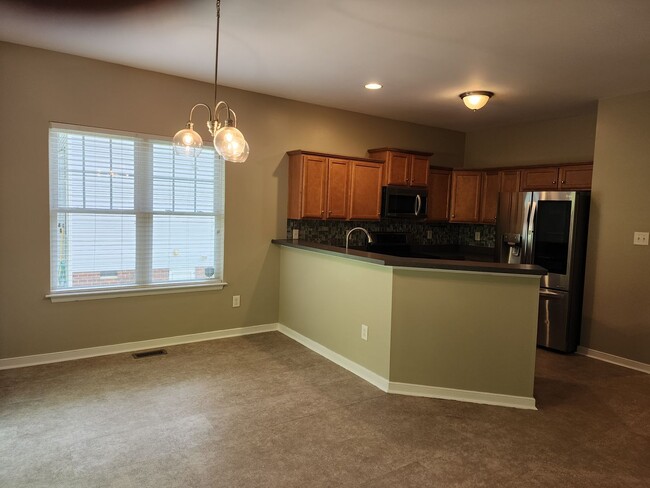 Photo - Beautiful Spacious Home in Huntington Place!