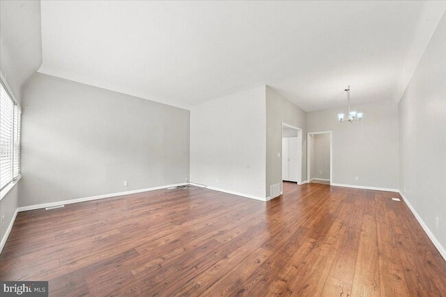 Photo - 176 Juniper Rd