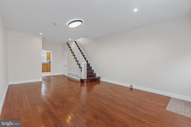 Building Photo - 402 Hoffman St