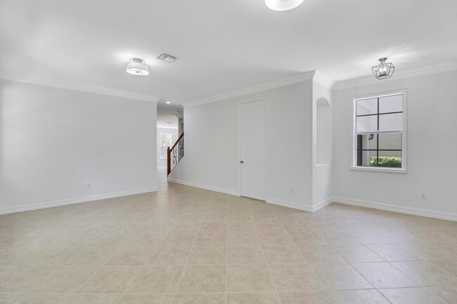 Photo - 112 Dunmore Dr