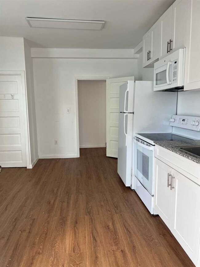 4305 Albany Post Rd Apartment - Hyde Park, NY | ForRent.com