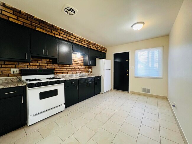 Photo - 4621 36th Ave Apartamentos Unidad 1