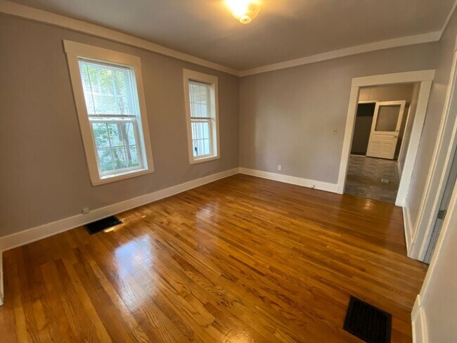 Photo - 1023-1025 Lafayette NE Unidad 1025 Lafayette